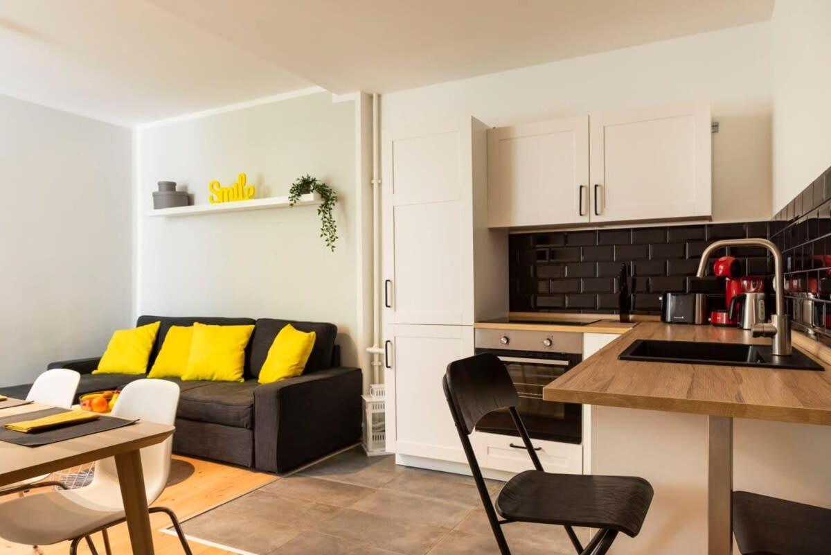 Cosy Two Br Plus Self Checkin Plus Street Parking Berlin Ngoại thất bức ảnh