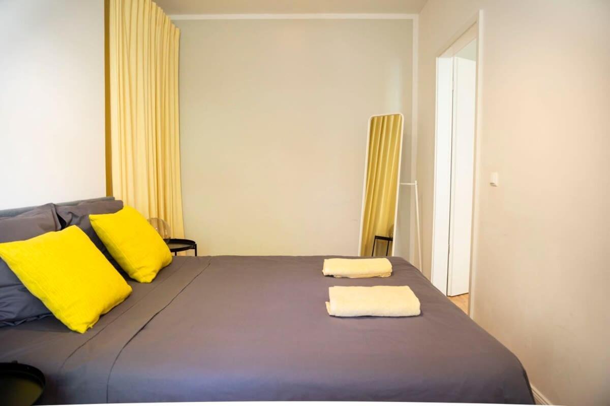 Cosy Two Br Plus Self Checkin Plus Street Parking Berlin Ngoại thất bức ảnh
